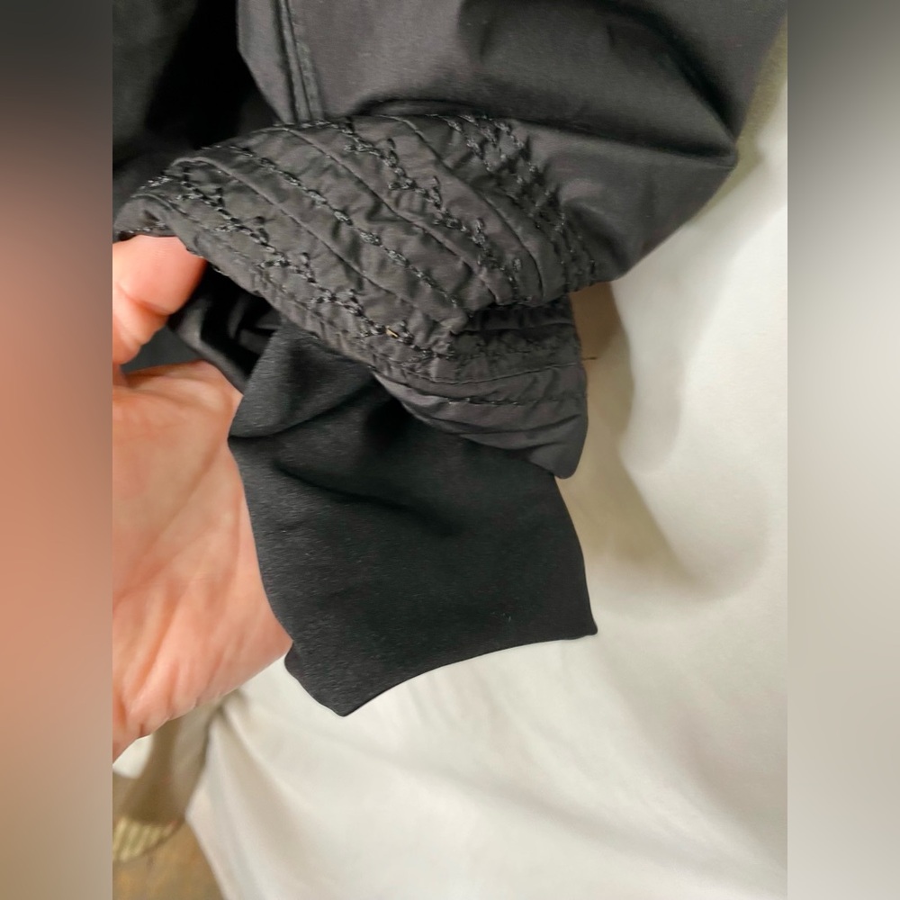 Calvin Klein Performance jacket small - image 11